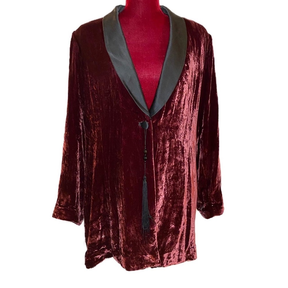 Soft surroundings maroon velvet blazer